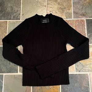 NWOT XS Vici Crop Sweater
